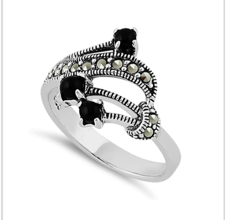 Anillo de marcasita de ónix negro de plata de ley